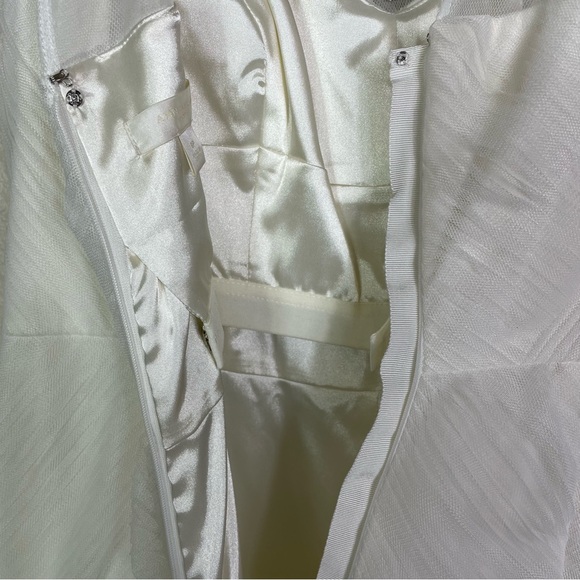 Ann Taylor Wedding Dress Gown Tulle Embellished Illusion Neckline Mermaid Size 8 - Picture 10 of 16